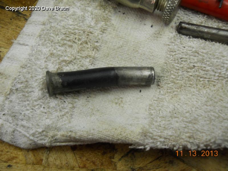 Spitfire1974/Restoration/Engine/Engine Teardown/Oil dipstick tube